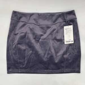 Lululemon Scuba HR Mini Skirt in Velvet